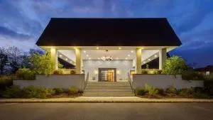 The Hub Murray Hill, BW Premier Collection - Ledgewood