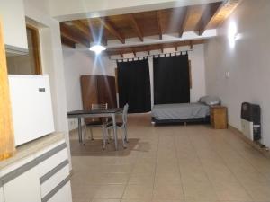 Monoambiente cabernet ubicación excelente