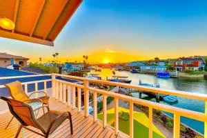 Newport Bay Front Vacation Home - Newport Heights