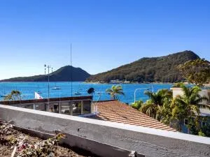 Aura Apartments Unit 13 59 Shoal Bay Road - Shoal Bay