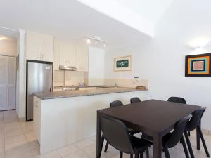 Headland Views 5 Alderly Terrace 42