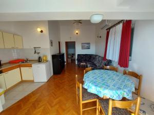 Apartments Franjo 