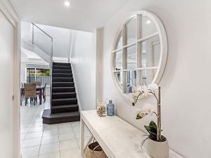 Sandcastles 7 8 Ala Moana Way