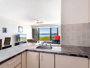 Harbourside Unit 2 7 Soldiers Point Road