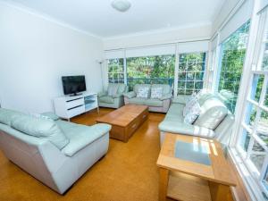 Shoal Bay Avenue Unit 3 7