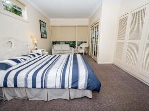Shoal Bay Avenue Unit 3 7