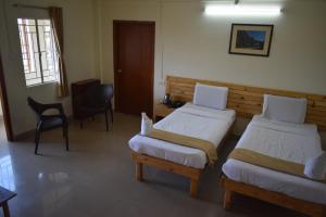 Hotel Travellers INN