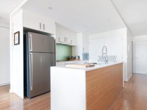 The Shoal, Unit 3094-8 Bullecourt Street