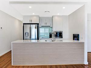 The Shoal, Unit 5104-8 Bullecourt Street