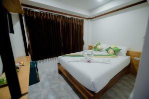 Coconut Grove Hotel Samui