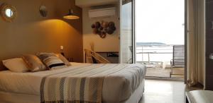 Hotels A La Voile Blanche : Chambre Double avec Terrasse