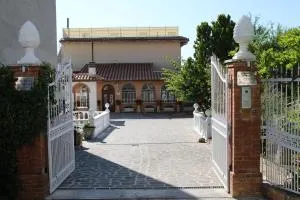 Residenza Le Terrazze di Gualdo Rent Rooms - 瓜尔多塔迪诺