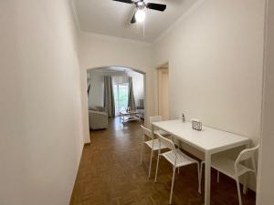 Faliro Apartments Next To The Beach