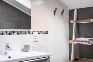 Appartements Gite Le Colombier Selestat - Classe 2 etoiles - 30min EuropaPark : photos des chambres