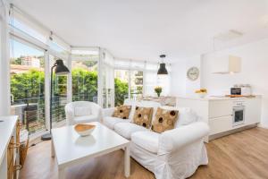 Cervantes Apartment in Malaga by Solaga Holiday Homes - 4-звездочные отели в городе Малага
