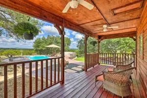 Dripping Springs Cabin with Pool, Hill Country Views - Fitzhugh
