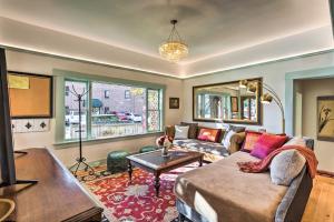 Carbondale Home - Steps to Dine, Shop and Hike!