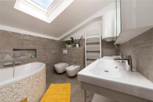 Luxury 3 Bedroom Apartment