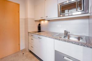 One-Bedroom Apartment room in Stampferhof