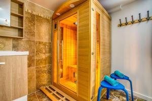 Appartements TOP 2P avec SAUNA TERRASSE WIFI : photos des chambres