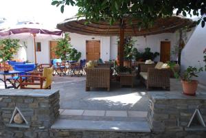 Siroco's Rooms And Studios Paros Greece