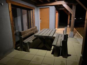 B&B / Chambres d'hotes Gite avec terrasse et belle vue - ChaletNelda com : photos des chambres