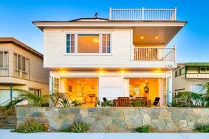 Spacious Balboa Beauty - Corona del Mar