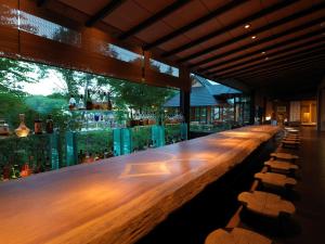 Akan Tsuruga Besso Hinanoza