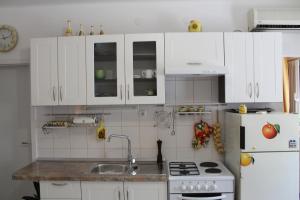Apartment Devivi Adris