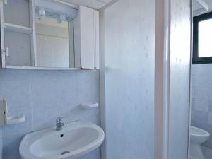 Apartment in Rosolina Mare with garden