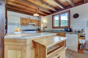 Madeleine Chalet - Snow and Trek - Morzine