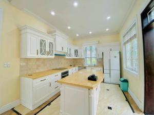 Biệt Thự Con Công Sóc Sơn Venuestay