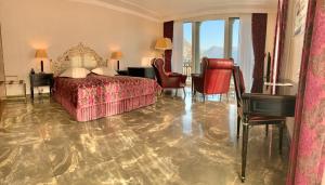 Prestige Twin Room with Lake View room in Continental Parkhotel