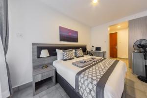 Edmor Residences Riverside