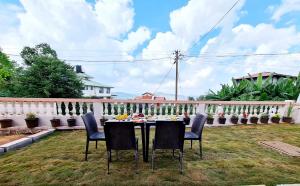 Fogg Villa - Valley View Swimming pool AC
