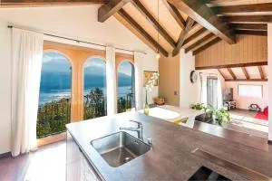 CASA LUNA - WONDERFUL LAKE VIEW - Contra