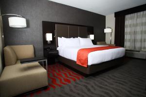 Holiday Inn Express & Suites Monroe by IHG