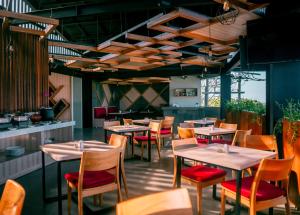 Royal Regantris Trawangan