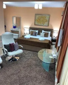 Venis House - Brestnik