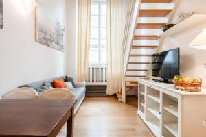 GuestHost - Lovely Studio in the Heart of the Historic Center