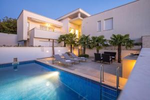 ADRIATIC DREAM - Luxury Apartment & Private Pool only for You 