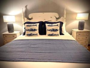 Madalena Sunset by Homie