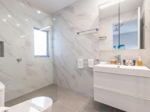 Fingal Bay Seabreeze Unit 2 16 Tuna Crescent
