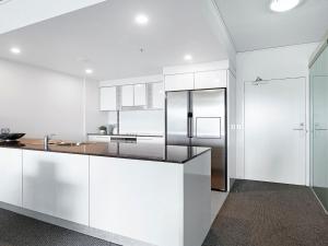 Wonderful 3 BR Apartment - Sierra Grand - CoastHM