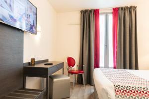 Hotels Hotel Versailles Chantiers : photos des chambres