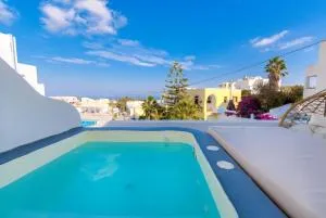 The Muses of Santorini Private Jacuzzi Suites - Vóthon