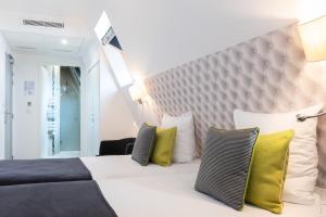 Hotels Hotel Versailles Chantiers : photos des chambres