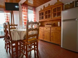 Appartements Appartement Chamrousse, 3 pieces, 6 personnes - FR-1-340-48 : photos des chambres