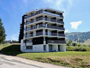 Appartements Appartement Chamrousse, 3 pieces, 6 personnes - FR-1-340-48 : photos des chambres