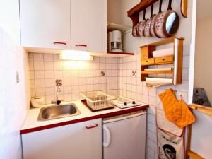 Appartements Studio Chamrousse, 1 piece, 4 personnes - FR-1-340-23 : photos des chambres